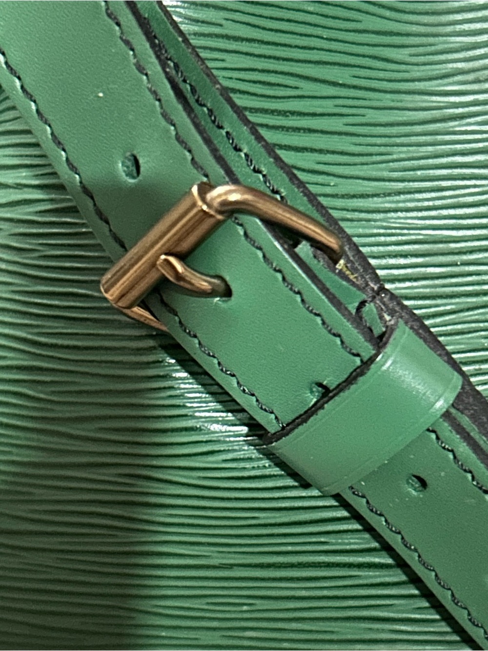 Rare LOUIS VUITTON Petit Noe Bucket Bag Borneo Green Epi Leather Black Stitch - Picture 13 of 15